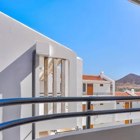 Stylish Flat And Pool With 3 Rooms, Sleeps 6, Cristianos 公寓 洛斯克里斯蒂亚诺斯