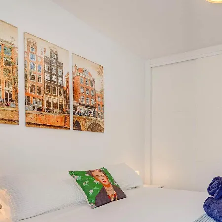 公寓 Stylish Flat And Pool With 3 Rooms, Sleeps 6, Cristianos 洛斯克里斯蒂亚诺斯